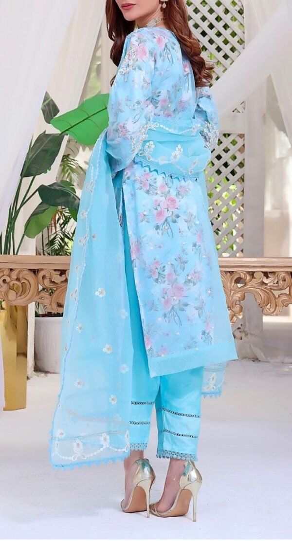 Floral Luxury Collection - Image 3