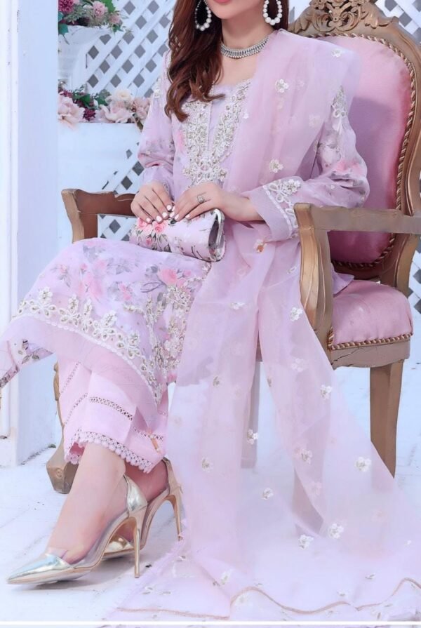 Floral Luxury Collection - Image 3